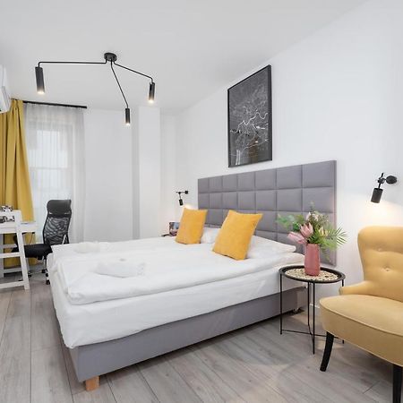 Studio Miodowa Krakow Kazimierz By Renters Apartment ภายนอก รูปภาพ